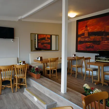 Academia Hotel