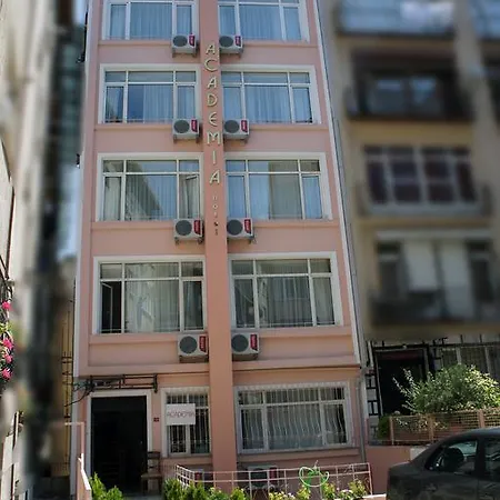 Academia Istanbul